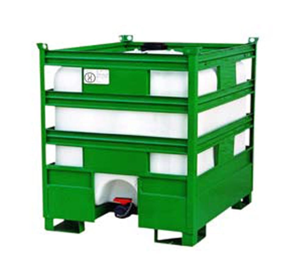Witte IBC-container van 1000 liter in een groen gelakt stalen frame, met aftapkraan onderin